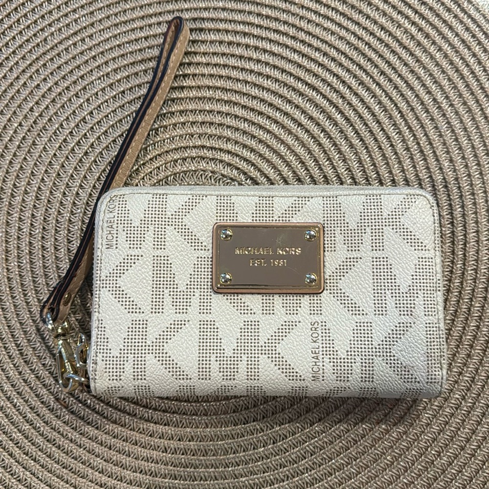 Michael Kors cream & brown gold hardware wristlet new